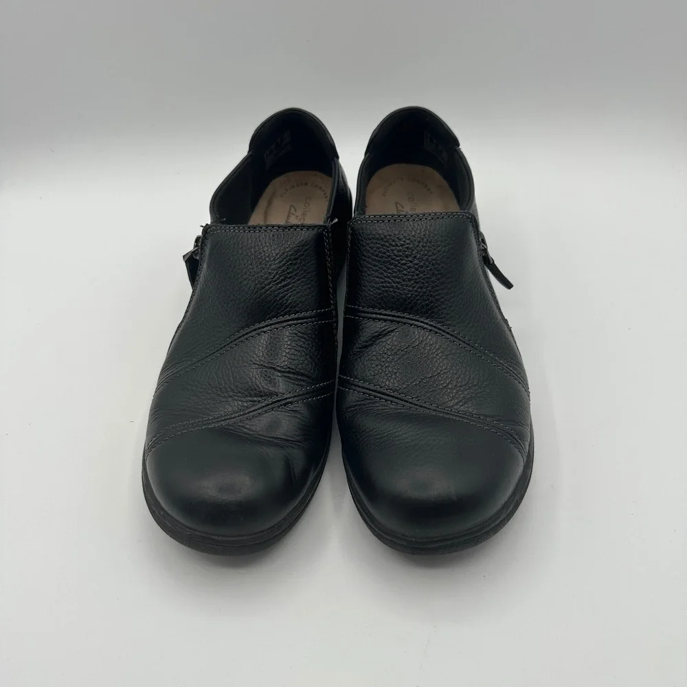 Clarks Cheyn Clay Loafers‎ Women 9.5 Black Leather Side Zip Comfort SlipOn